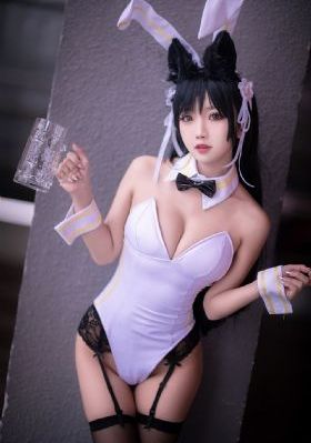 年轻的邻居电影